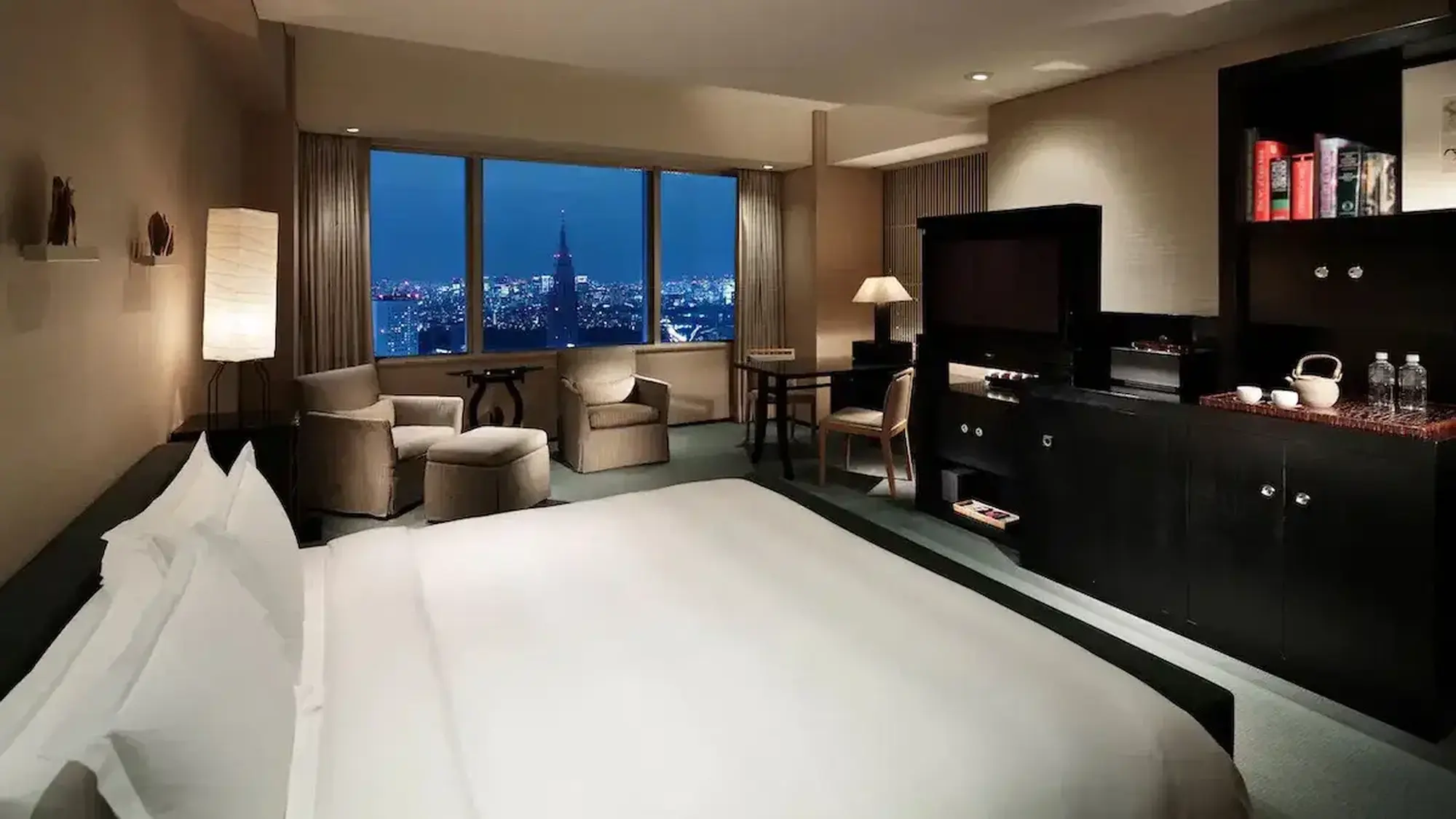 Bowo • Ouverture hotel 2025 Park Hyatt Tokyo